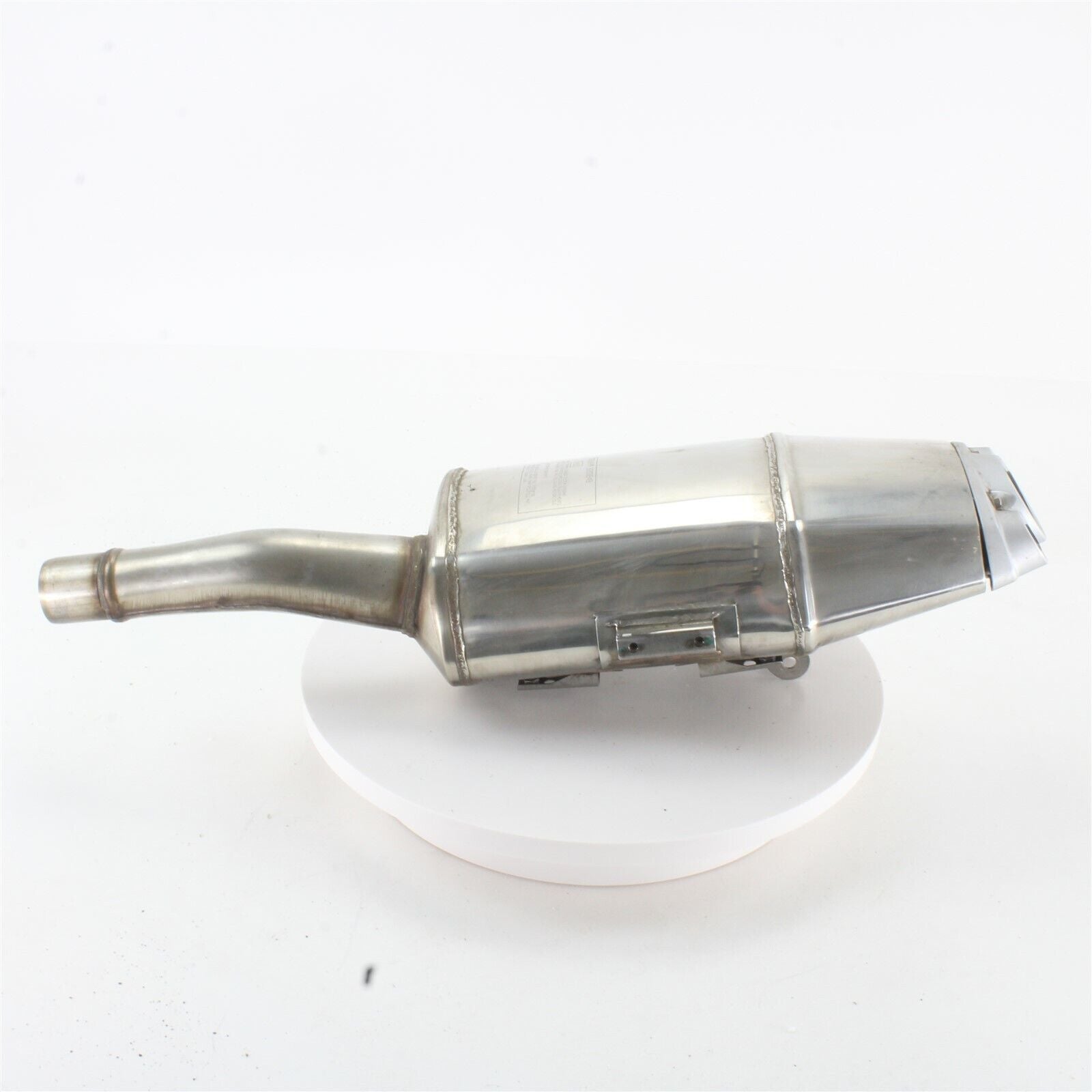 06-10 Triumph Daytona 675 OEM Exhaust Pipe Muffler Can Slip on Silencer T2203851
