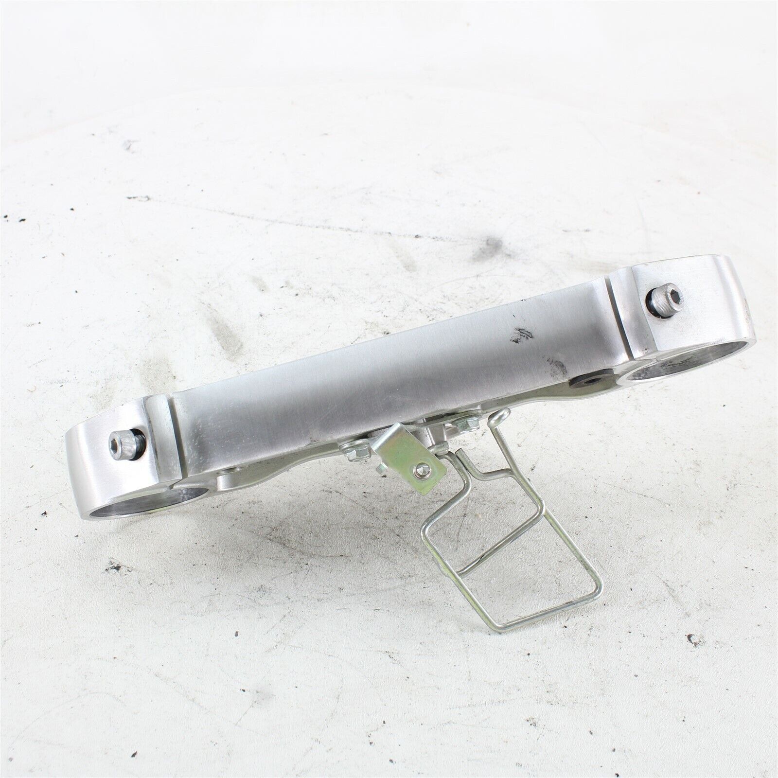 2006-2009 Suzuki Boulevard M109R VZR1800 OEM Upper Triple Tree Clamp 51311-48G00