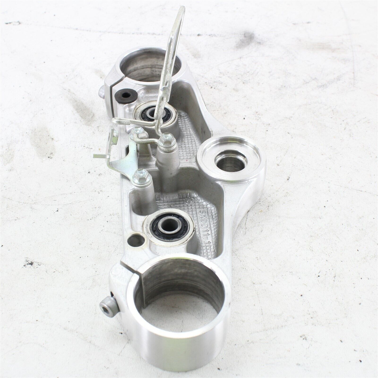 2006-2009 Suzuki Boulevard M109R VZR1800 OEM Upper Triple Tree Clamp 51311-48G00