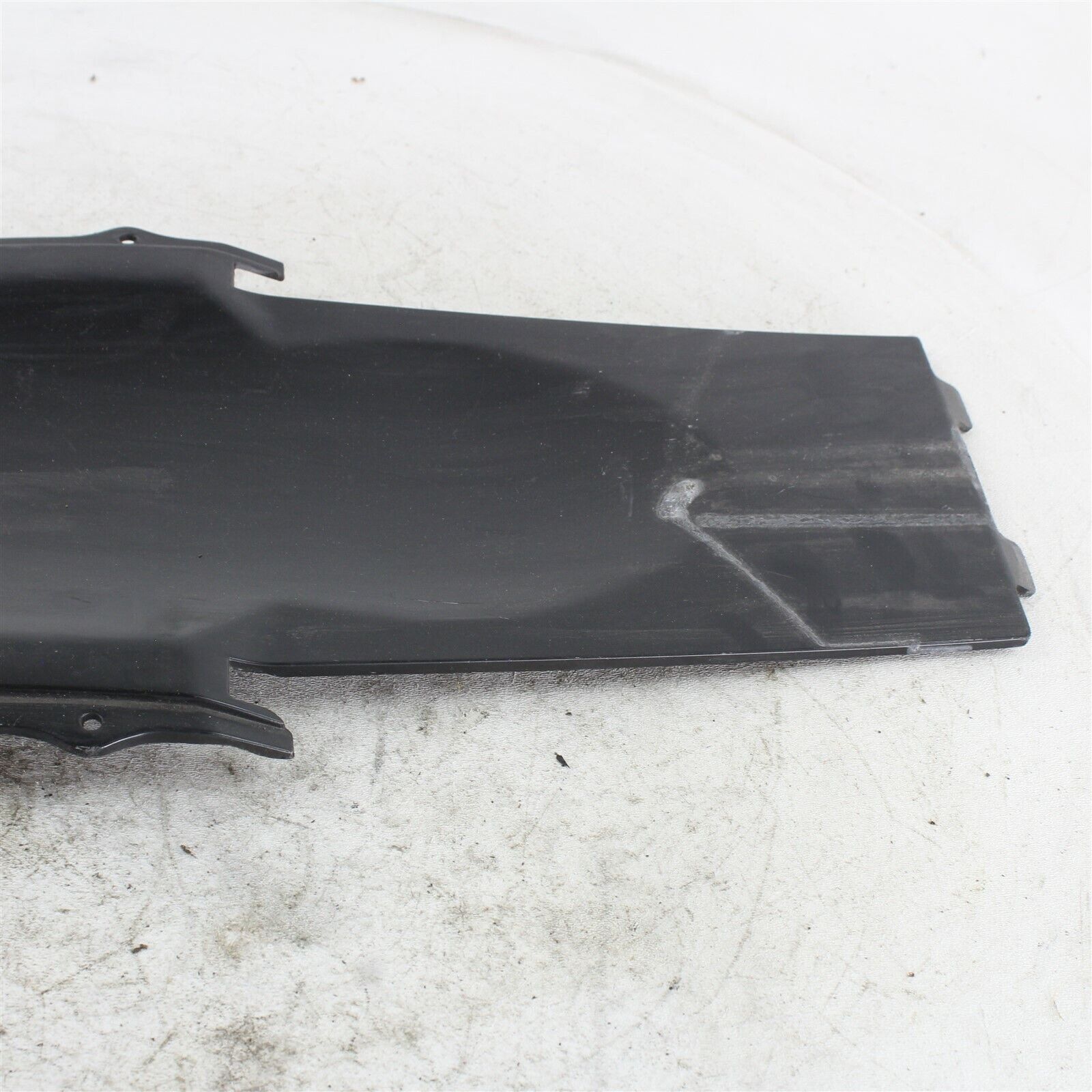 05 06 SUZUKI GSXR1000 UNDER TAIL FAIRING 63112-41G00-YHH